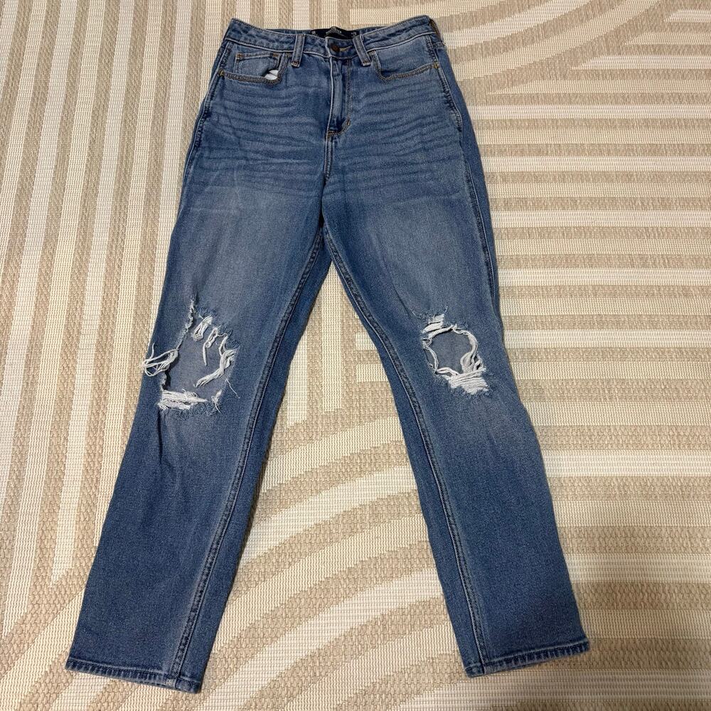 Hollister Co Ultra High-Rise Mom Jeans Women's W26 L27 Distressed Ripped Denim